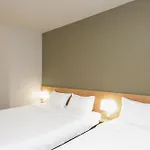 B&B HOTEL Pézenas 2*