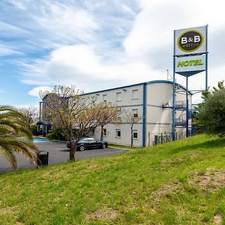 B&B HOTEL Pézenas Hotel 2*