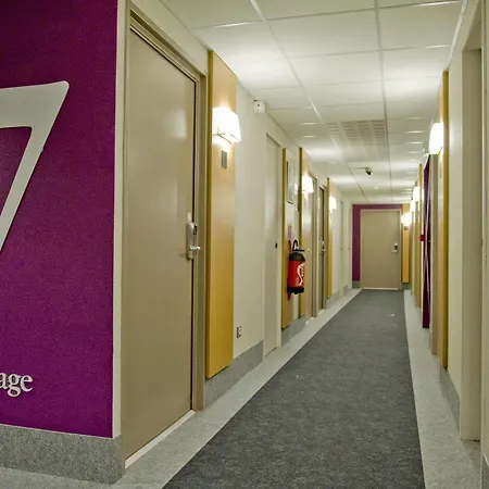 Hotel B&B HOTEL Pézenas Pézenas